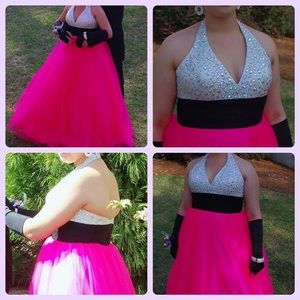 Johnathan Kayne formal/prom dress